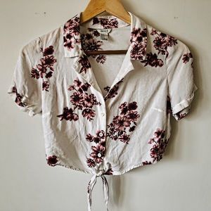 Button-up Floral Blouse Forever 21